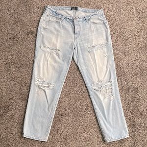 Abercrombie & Fitch boyfriend jeans